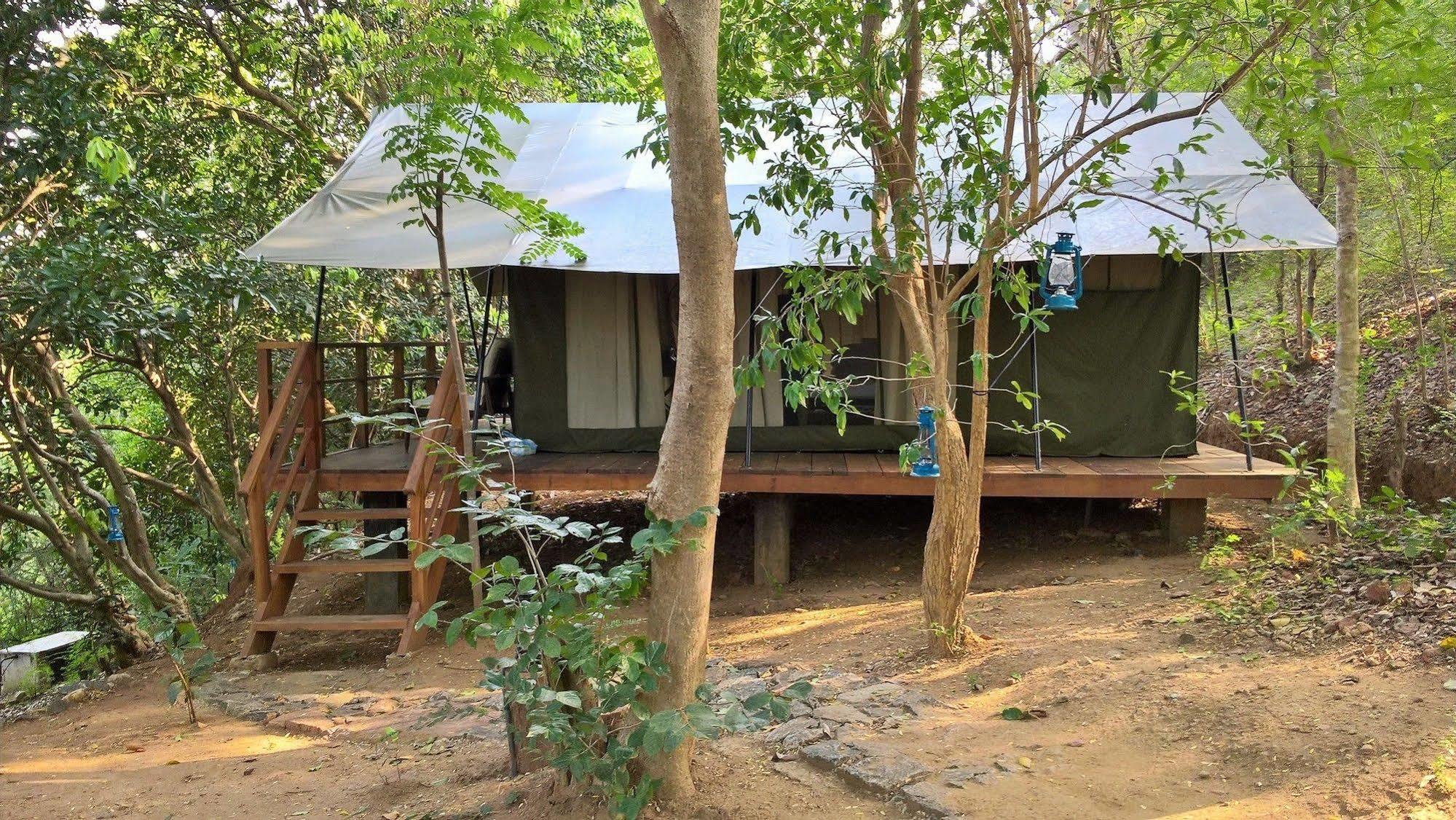 Kula Kula Luxury Camping Resort 우다왈라웨 외부 사진