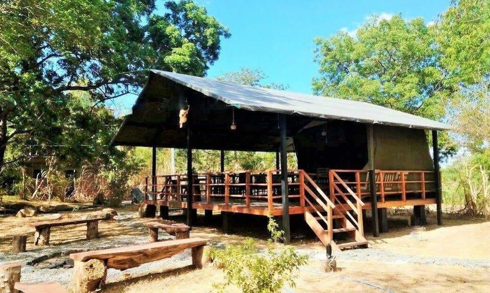 Kula Kula Luxury Camping Resort 우다왈라웨 외부 사진